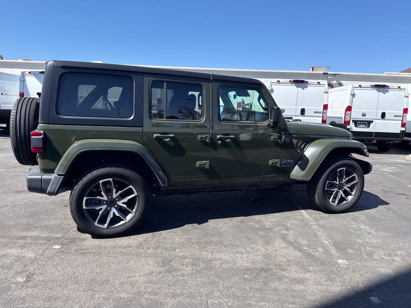 Used 2024 Sarge Green Clearcoat Jeep Sport S image 12