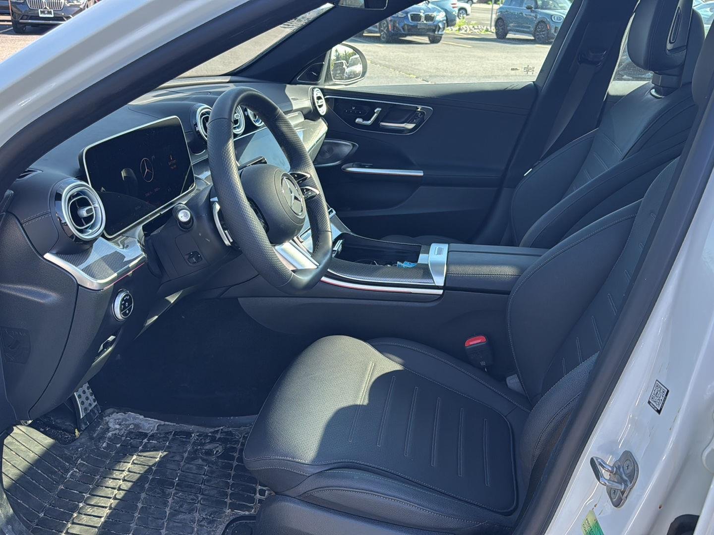 Used 2025  Mercedes-Benz C 300 image 9