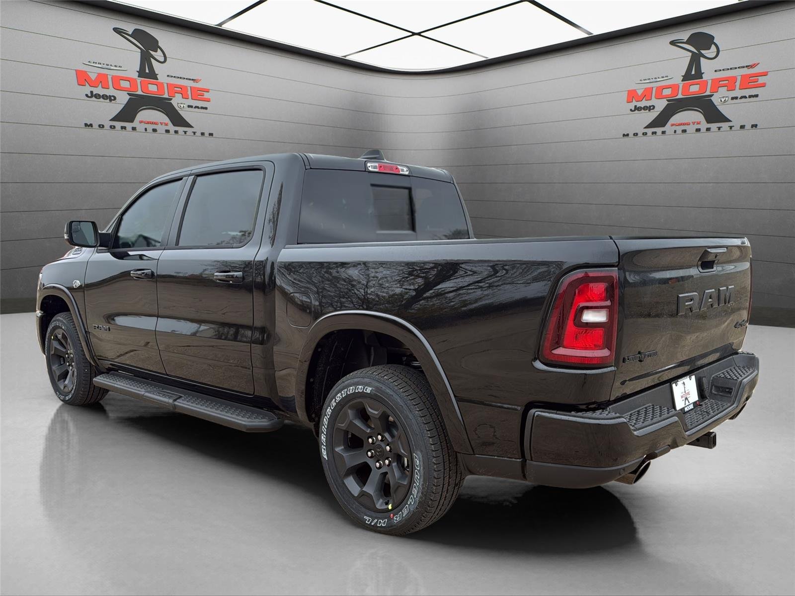 New 2026 Diamond Black Crystal Pearl-Coat Exterior Paint RAM Lone Star image 3