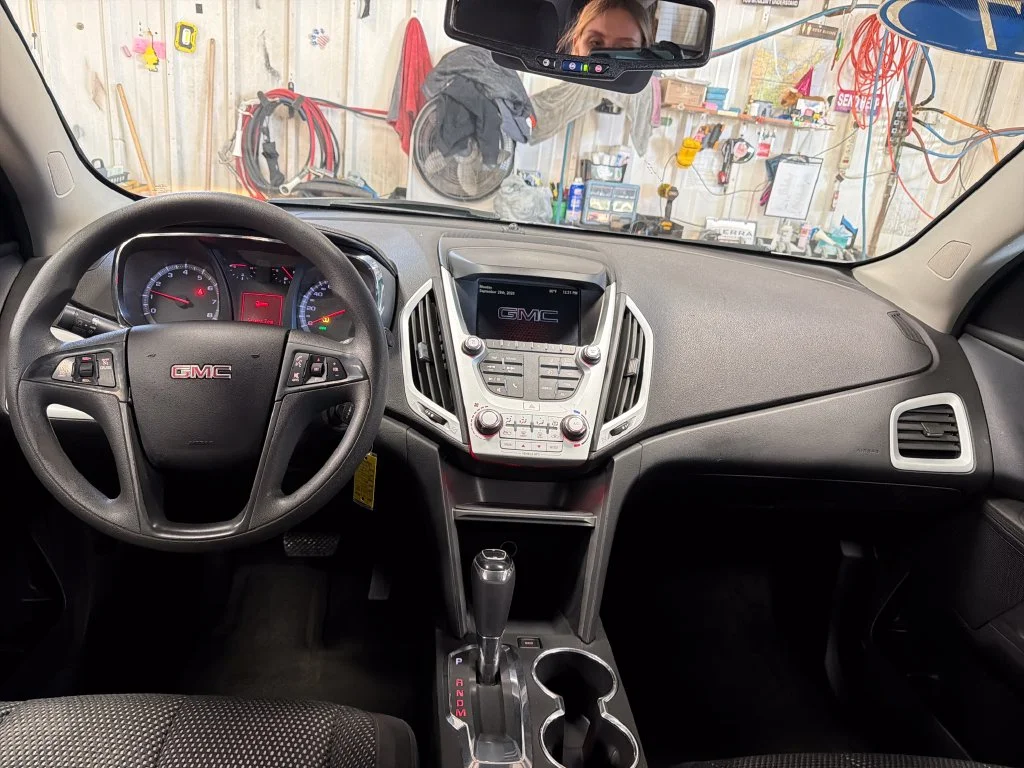 Used 2017 White GMC SLE-1 image 17