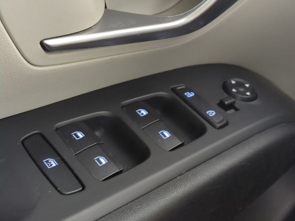 2024 Hyundai Tucson SE - Photo 29