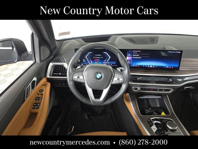 Used 2024 Black BMW xDrive40i image 21
