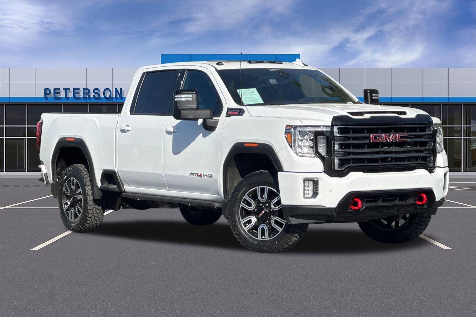 Used 2022 White GMC AT4 image 2
