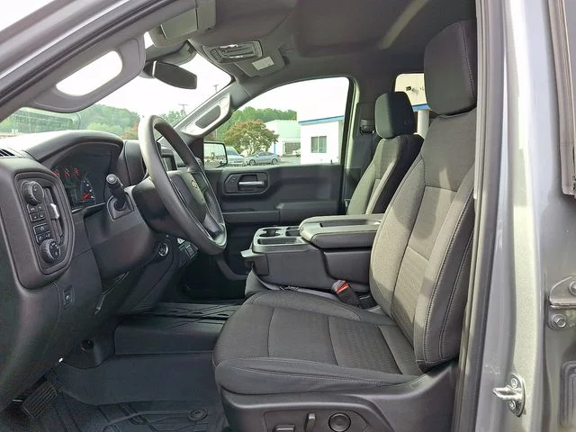 Used 2024 Gray Chevrolet Custom image 13