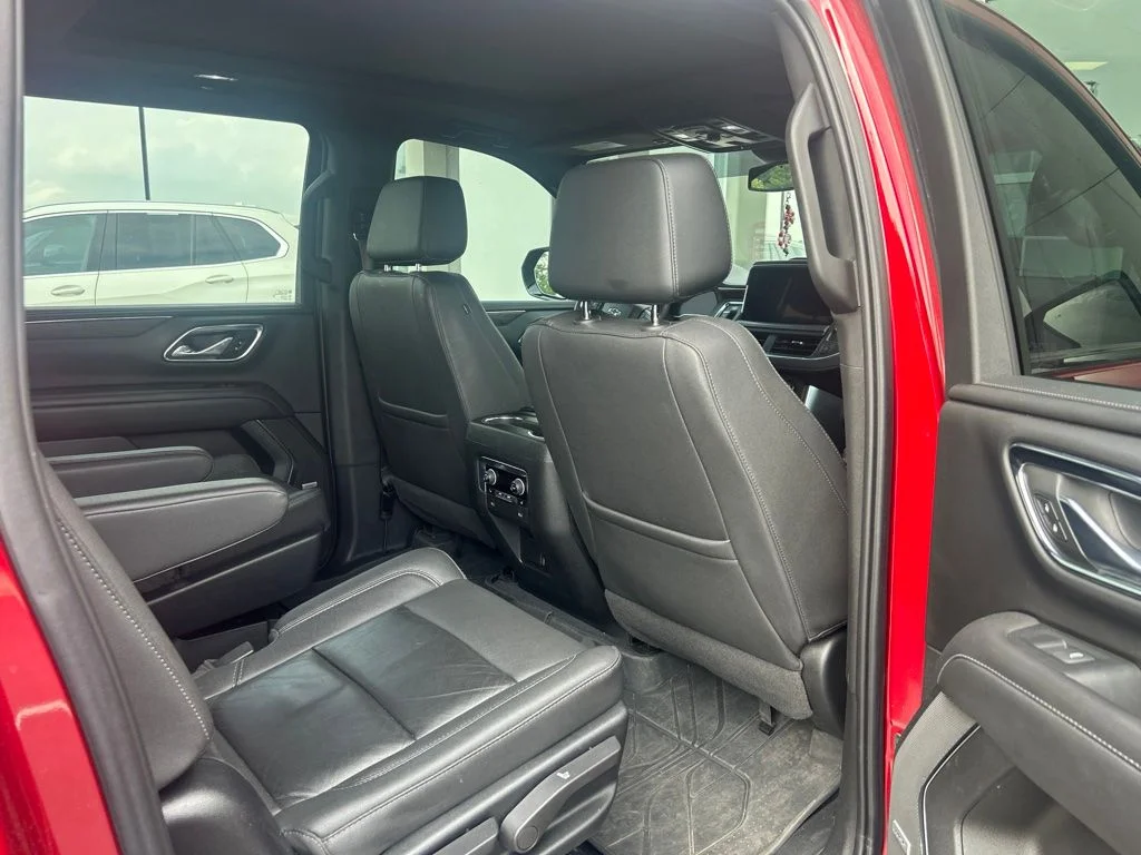 Used 2023 Red Chevrolet Z71 image 8