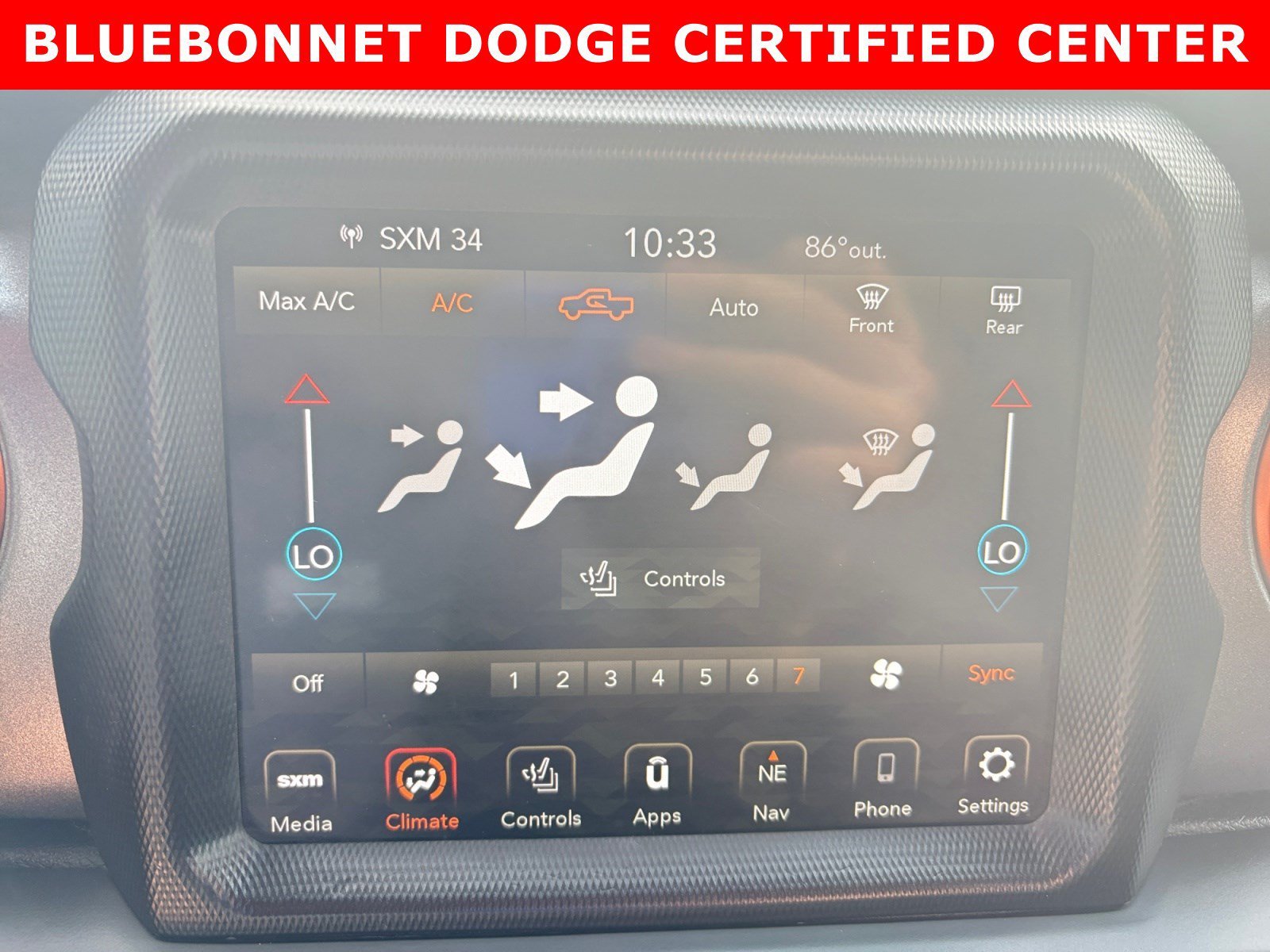 Used 2020 Bright White Clearcoat Jeep Mojave image 17