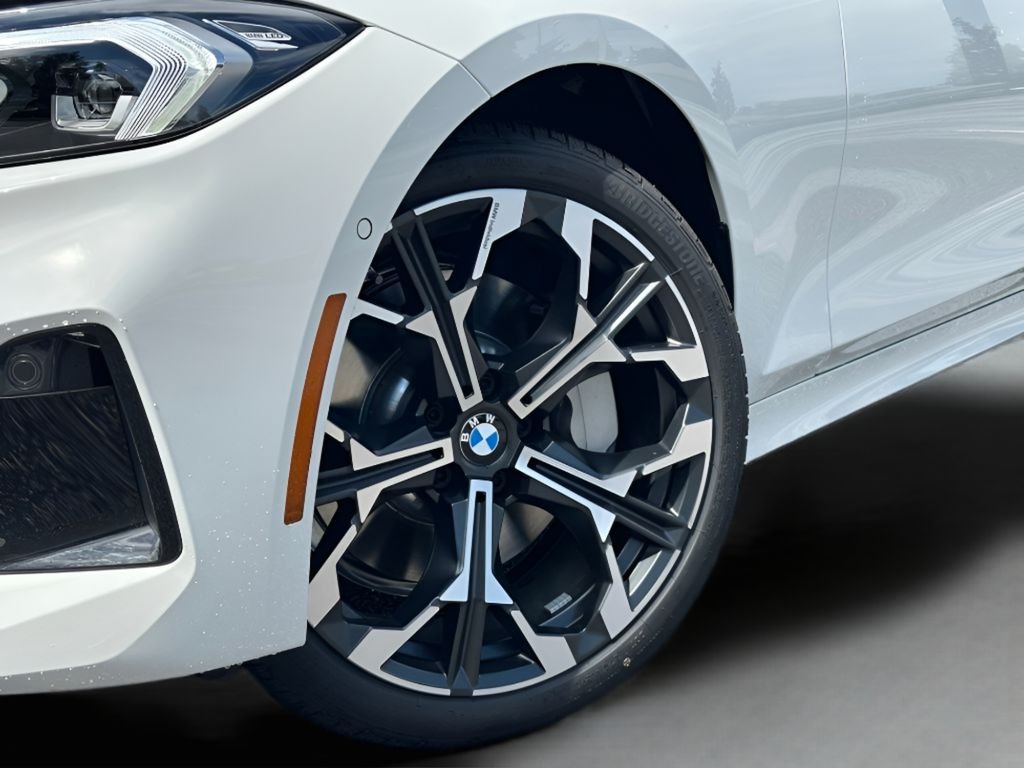 New 2026 Alpine White BMW 330i image 27