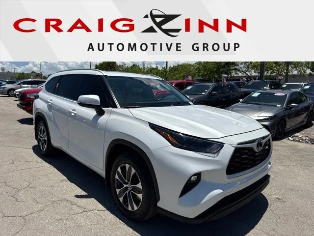 2024 Toyota Highlander XLE