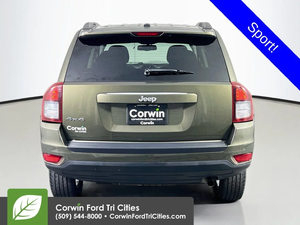 Used 2016 Green Jeep Sport image 12