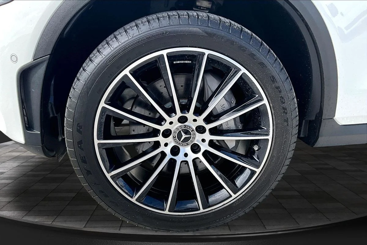 Used 2023 White Mercedes-Benz 4MATIC® Coupe image 36