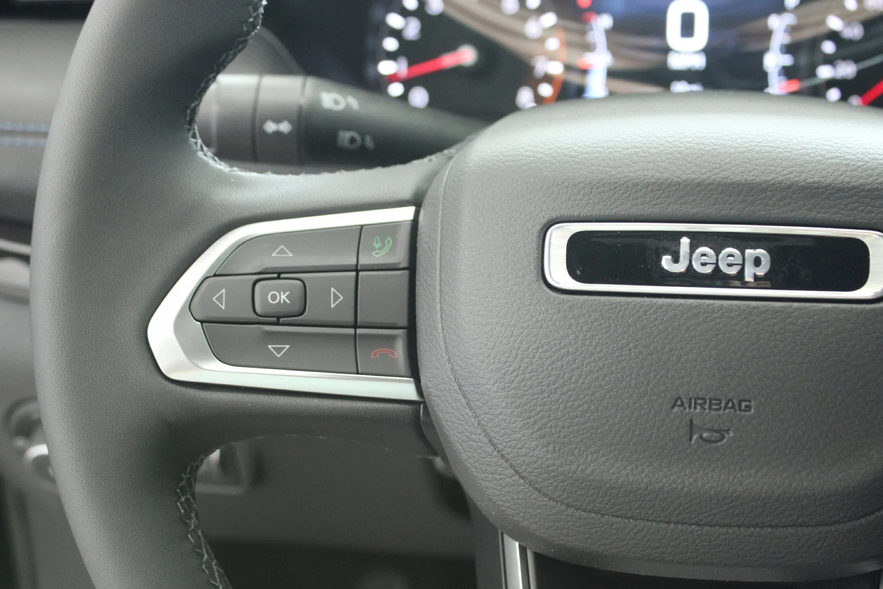 2025 Jeep Compass Latitude - Photo 6