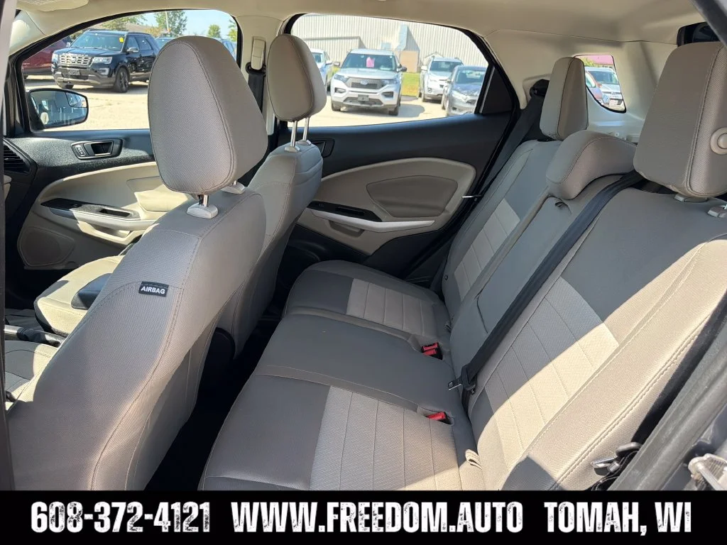 Used 2021  Ford S image 25