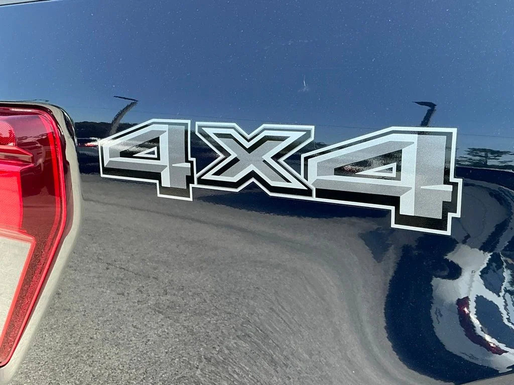 Used 2024 Blue Ford XLT image 19