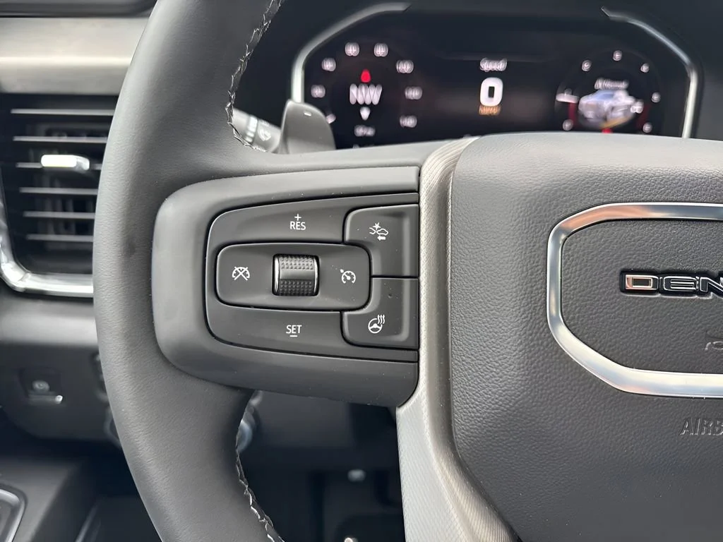 Used 2026 Onyx Black GMC Denali image 17