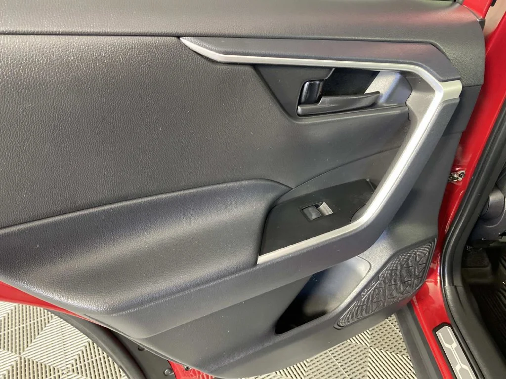 Used 2024 Pearl Toyota LE image 25