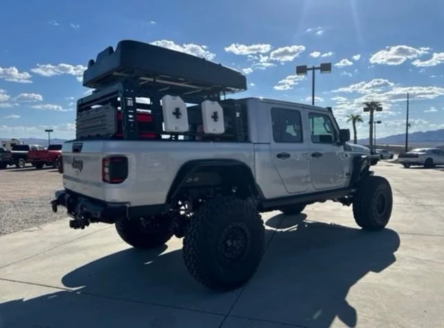 New 2024 Silver Jeep Rubicon image 5