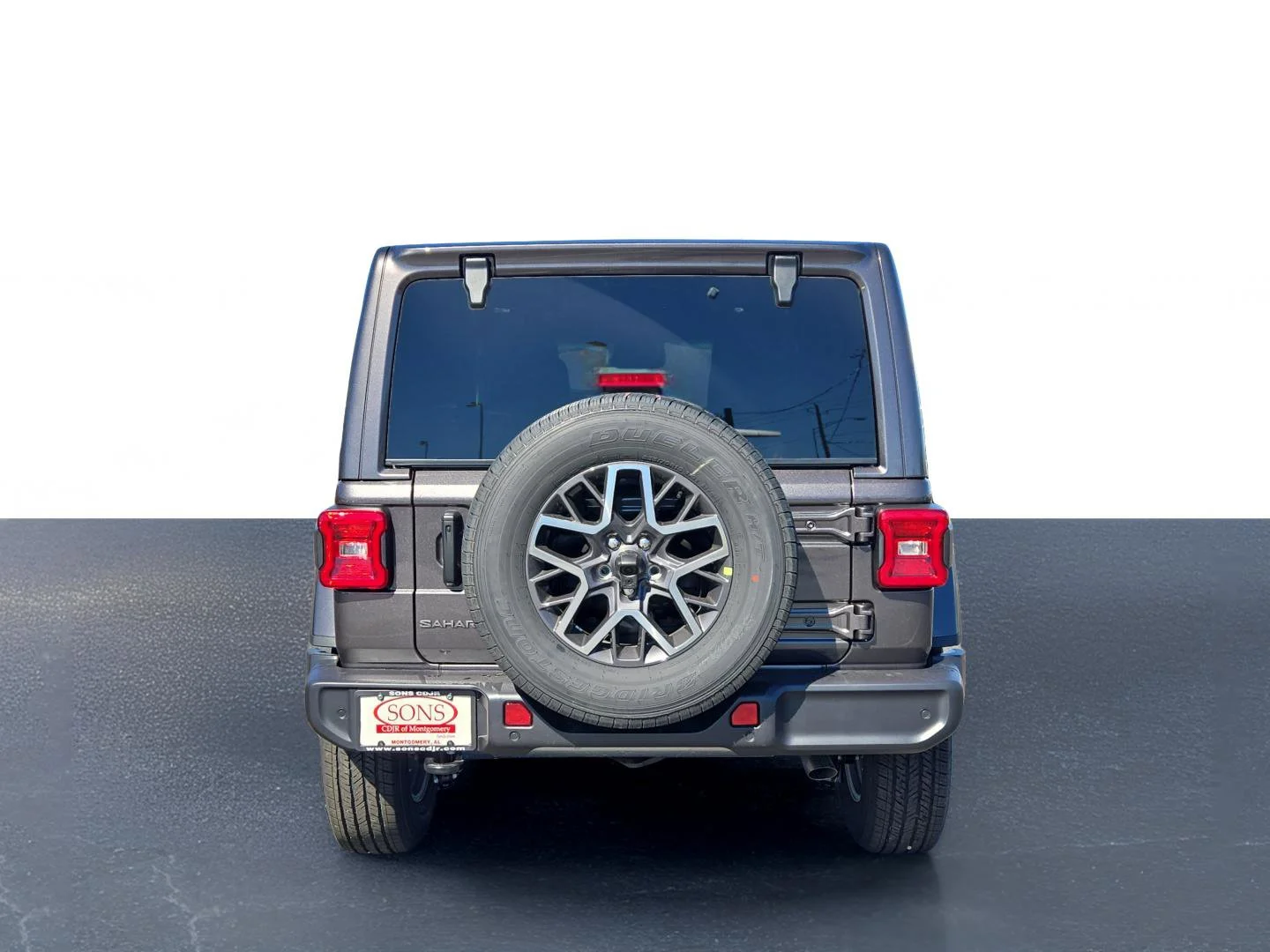 New 2026 Granite Crystal Metallic Clearcoat Jeep Sahara image 8