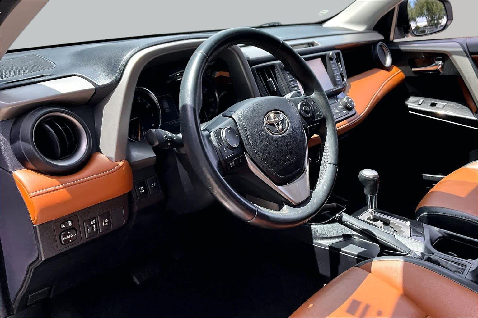 Used 2017 Silver Sky Metallic Toyota Limited image 18