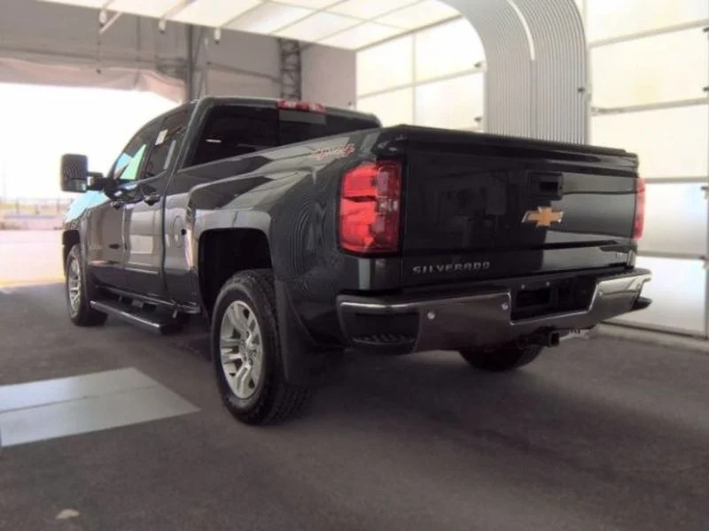Used 2017 Graphite Metallic Chevrolet LT image 3