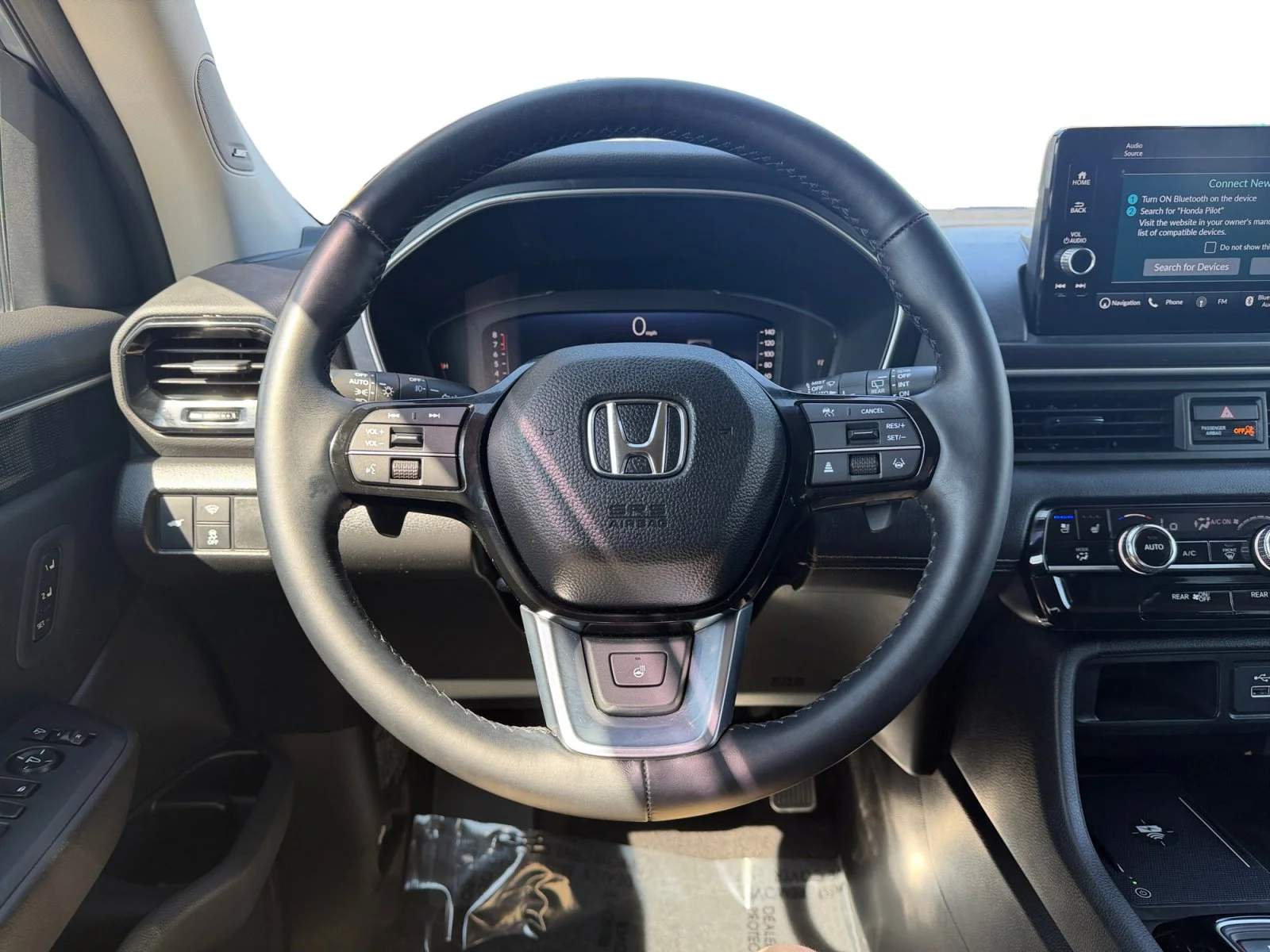 Used 2024 Sonic Gray Pearl Honda Elite image 10