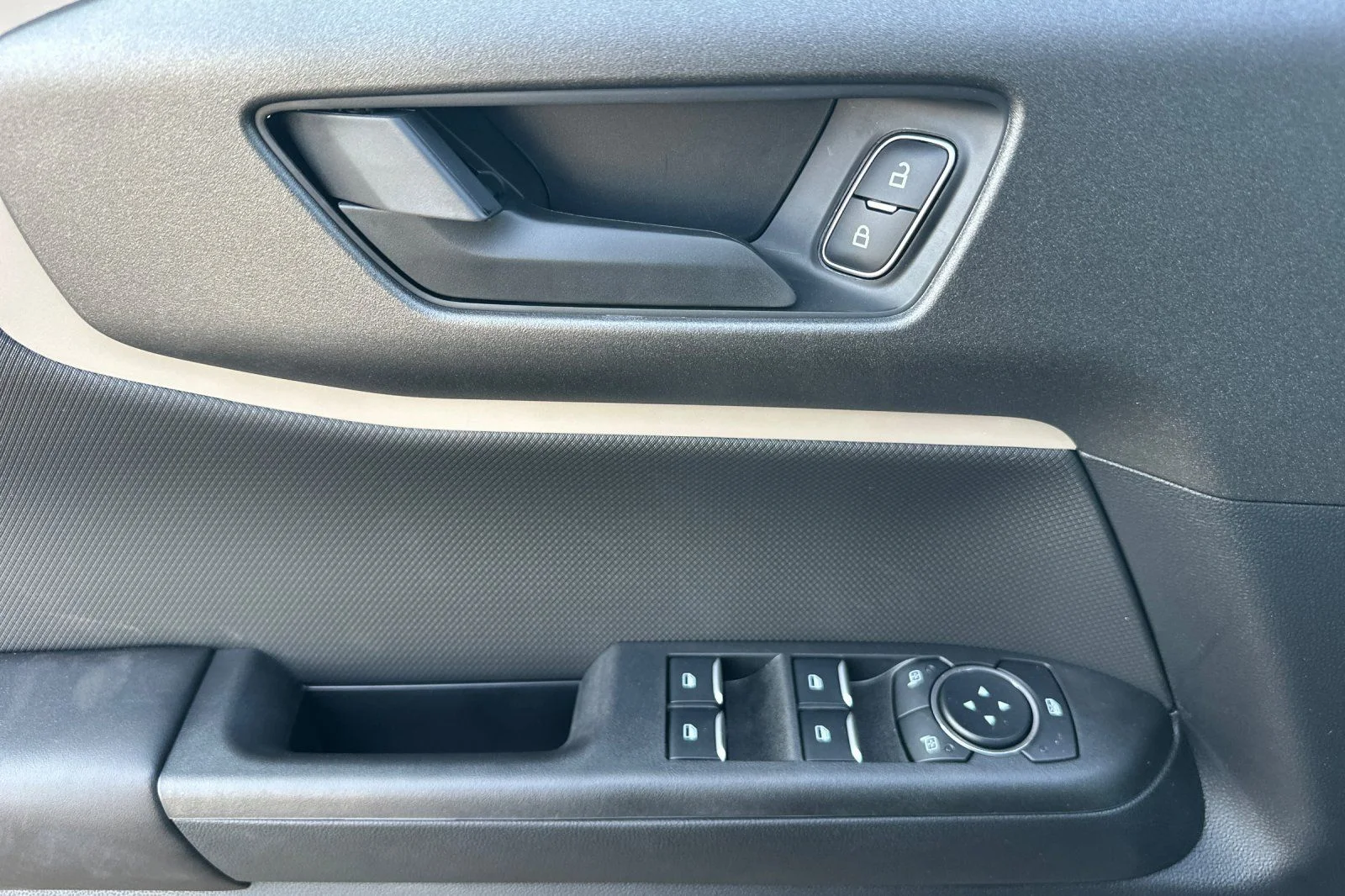 New 2026 Carbonized Gray Metallic Ford Big Bend® image 7