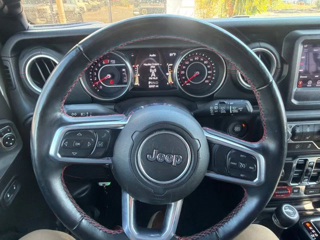 Used 2020 Sting-gray Clearcoat Jeep Recon image 12
