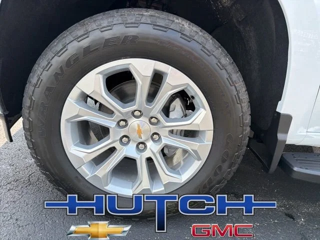 New 2026 Polar White Tricoat Chevrolet LTZ image 9
