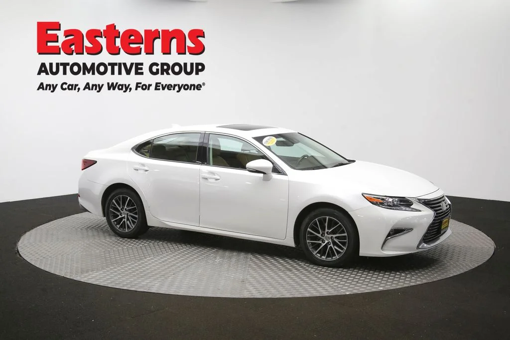 Used 2017 White Lexus 350 image 52