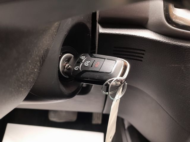 Used 2023 Red Ford XLT image 19