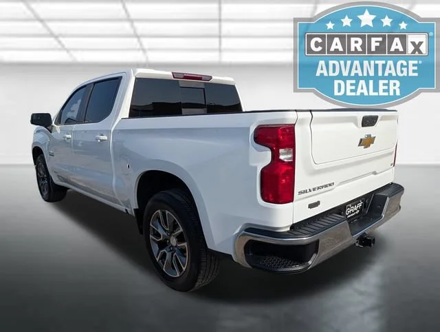 Used 2024 Summit White Chevrolet LT image 2