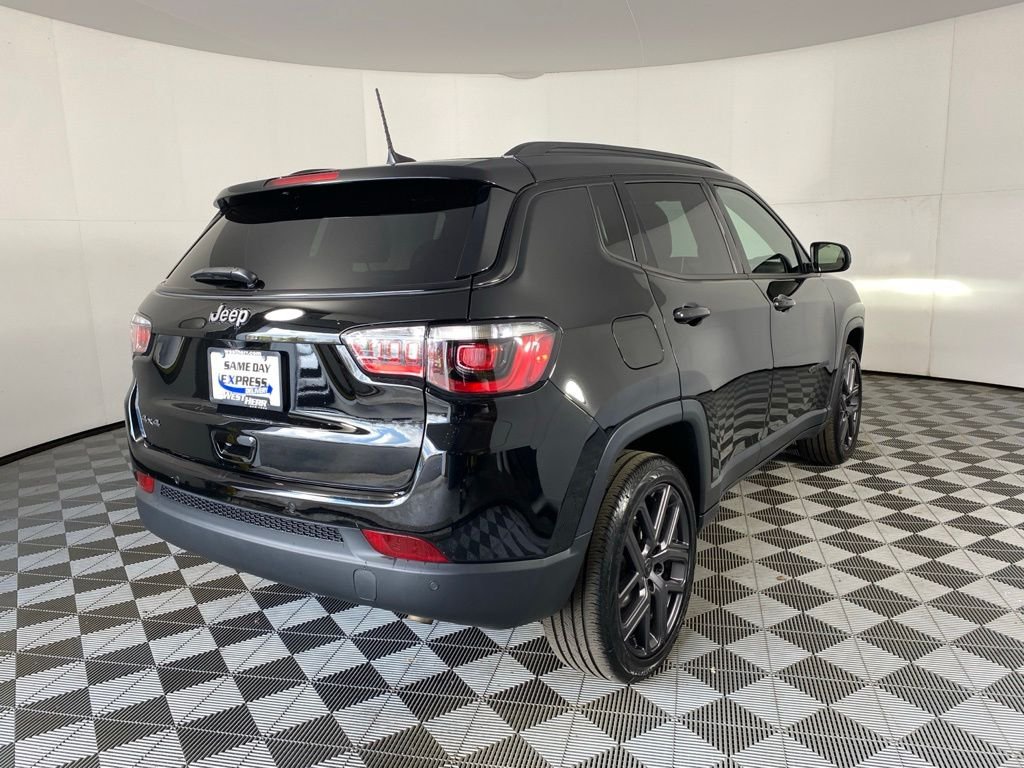 Used 2026 Black Jeep Limited image 10