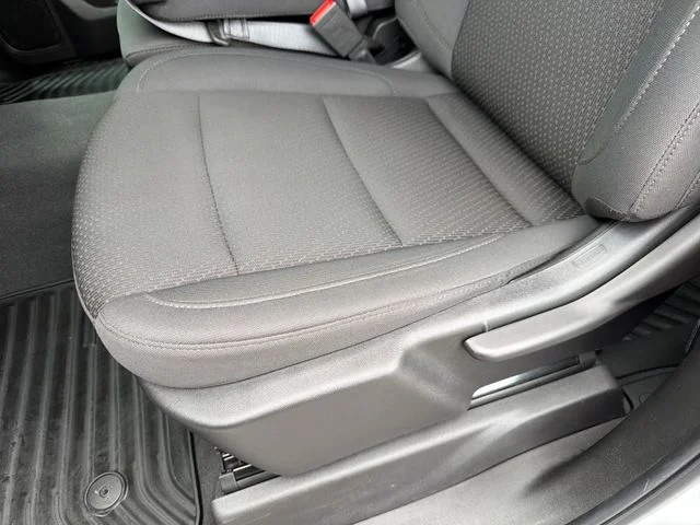 Used 2025 White Chevrolet Custom image 19