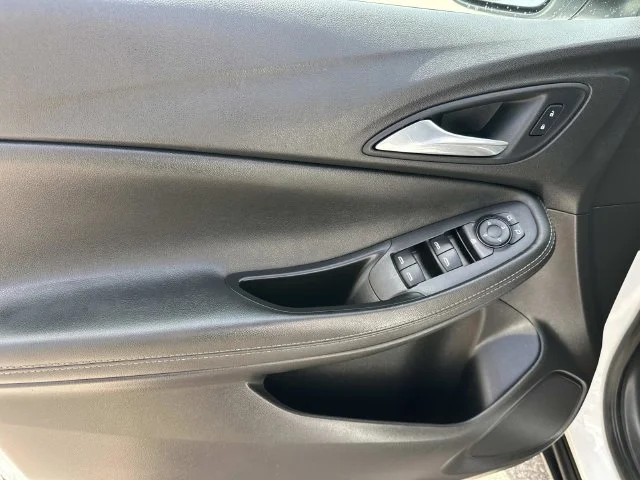 Used 2021 White Buick Preferred image 17