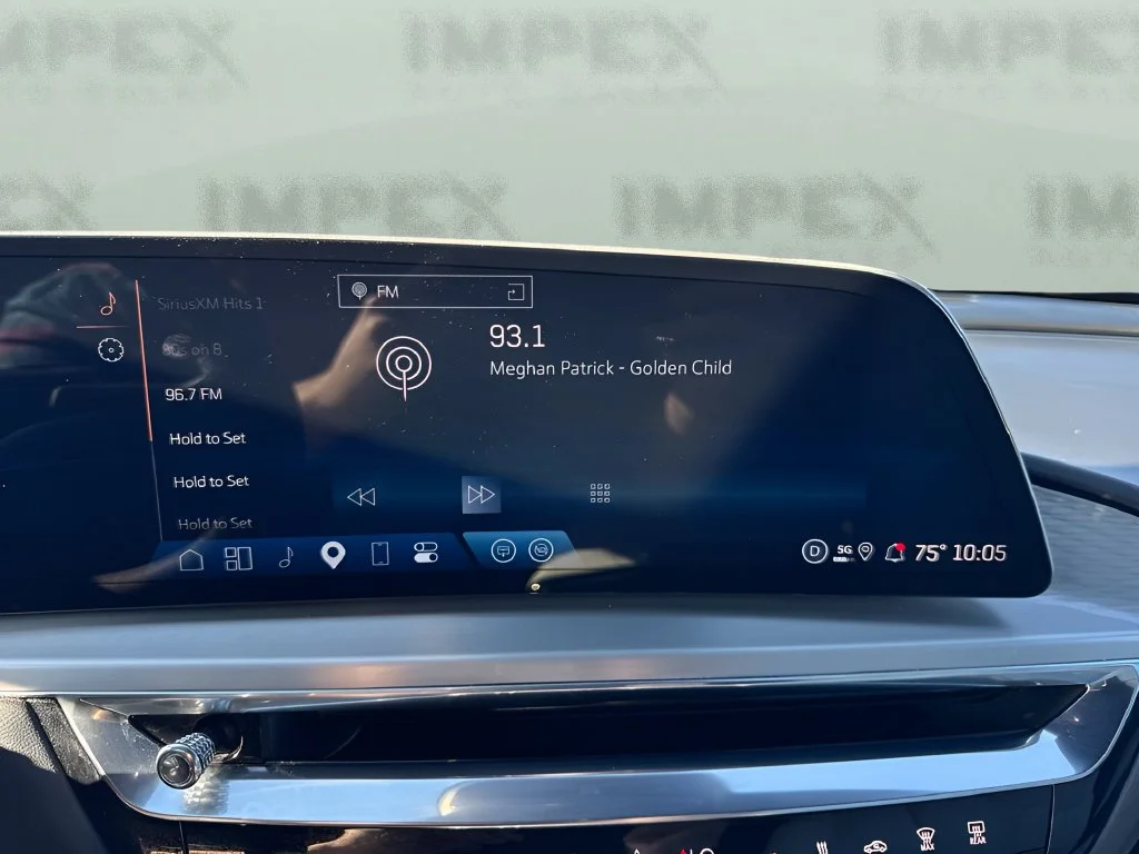 Used 2024 Blue Cadillac Luxury image 18