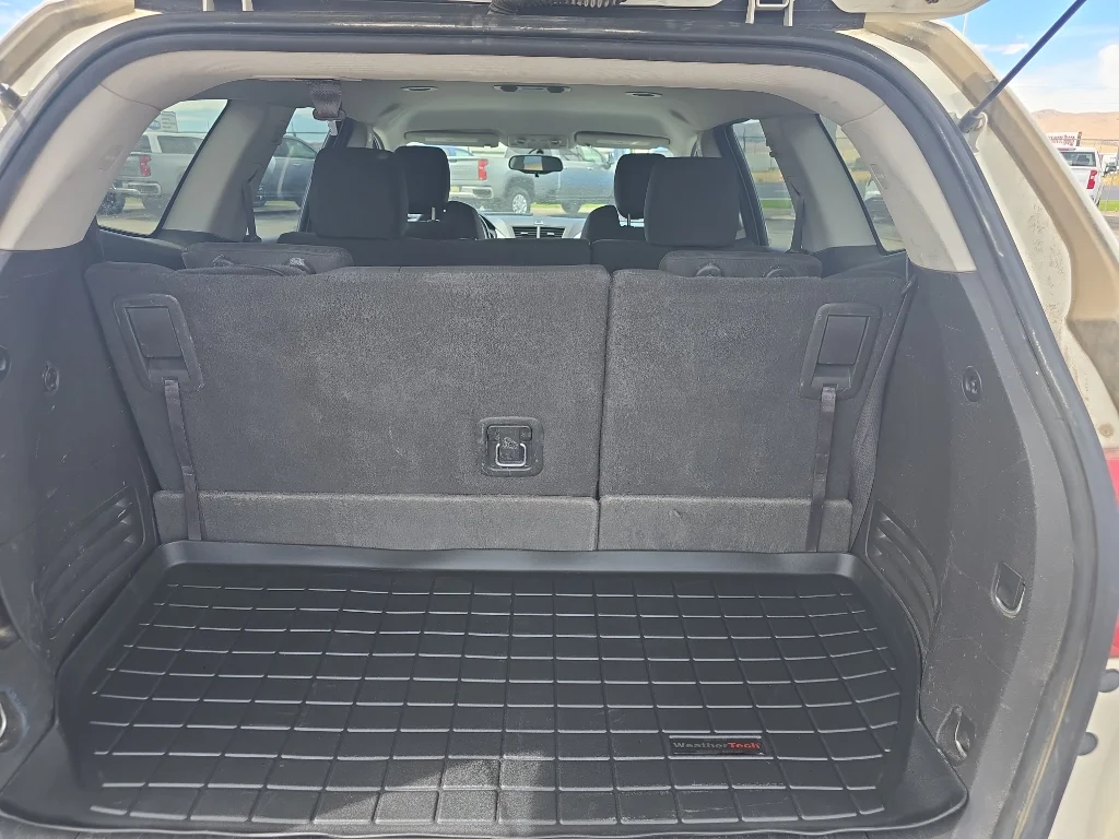 Used 2012 Whitewhite Chevrolet LT w/1LT image 15
