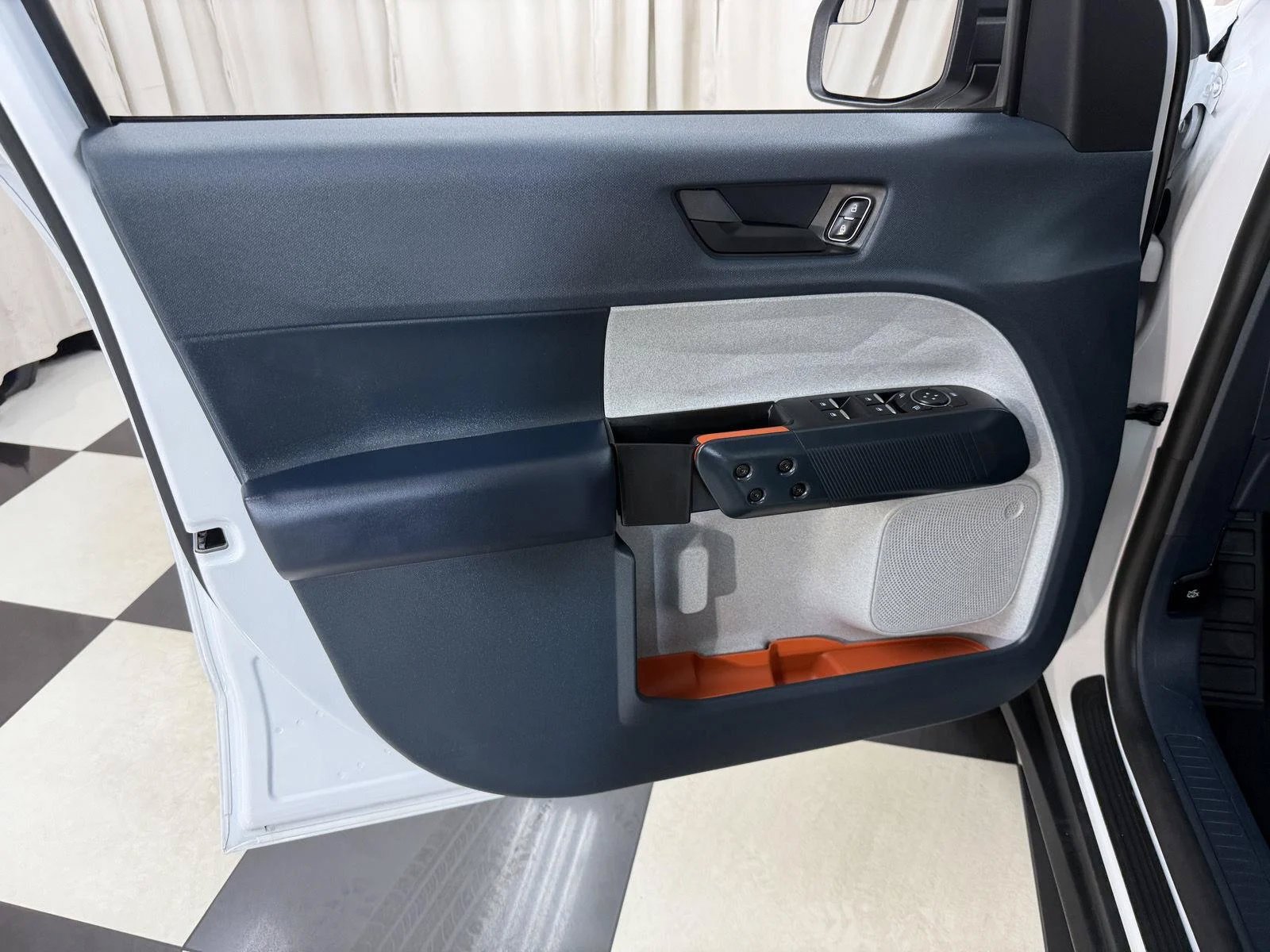 Used 2024 White Ford XLT image 26