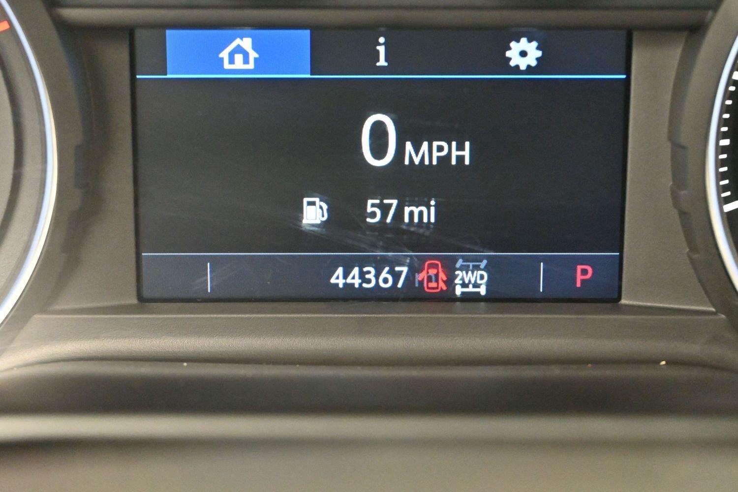 Used 2022 Summit White Chevrolet LT image 19