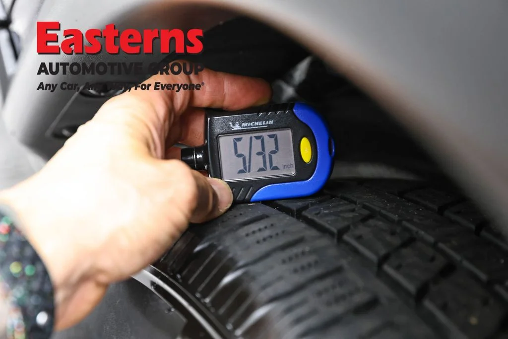 Used 2024 Blue Nissan SV image 28