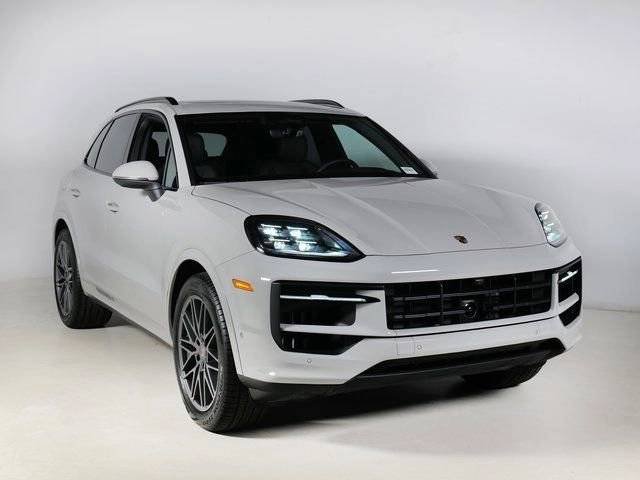 New 2026 Chalk Porsche  image 7