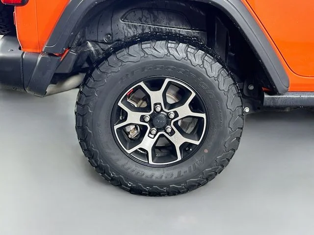 Used 2020 Orange Jeep Unlimited Rubicon image 37