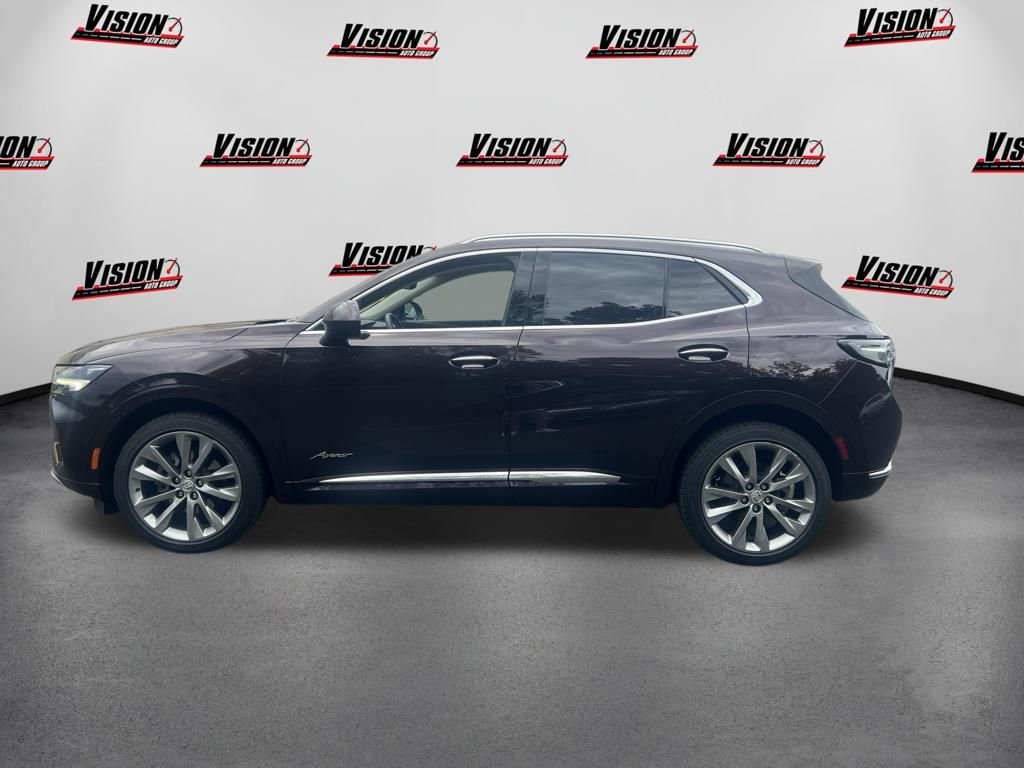 Used 2022 Red Buick Avenir image 4