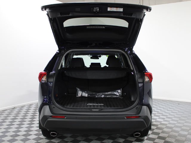 Used 2024 Blueprint Toyota XLE Premium image 18