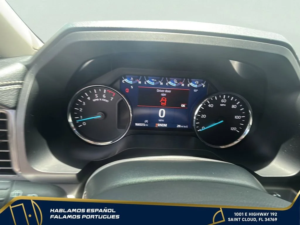Used 2024 Red Ford XLT image 19