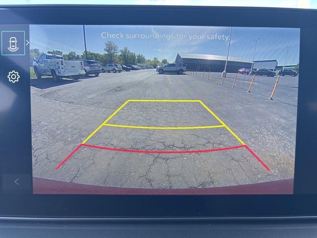 Used 2025 Red Kia LX image 28