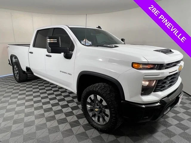 2024 Chevrolet Silverado 2500HD Custom