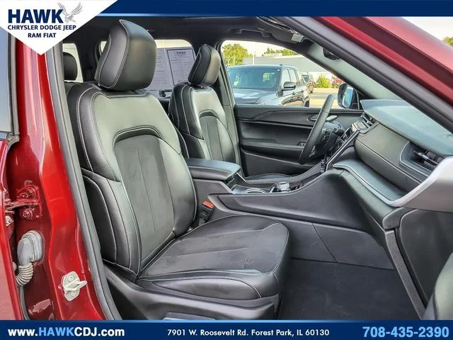 Used 2024 Red Jeep Altitude X image 32