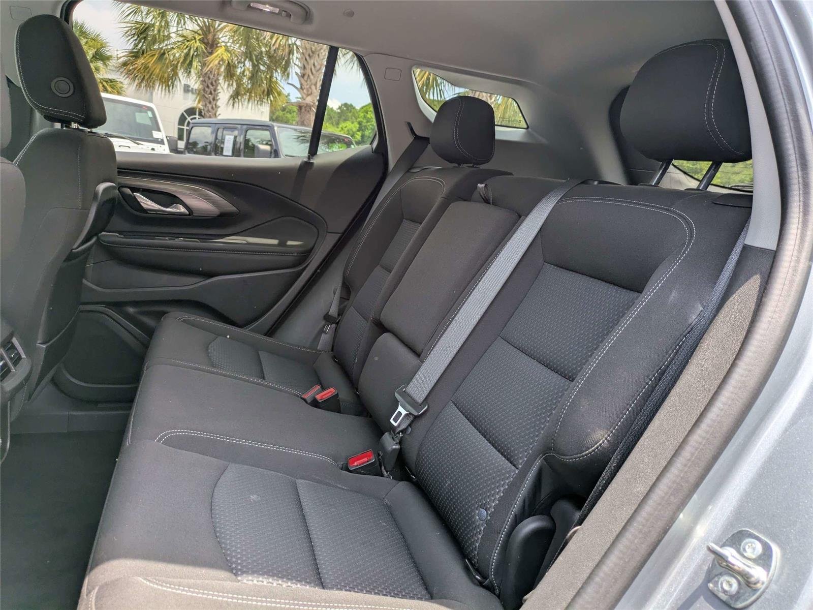 Used 2024 Sterling Metallic GMC SLE image 17