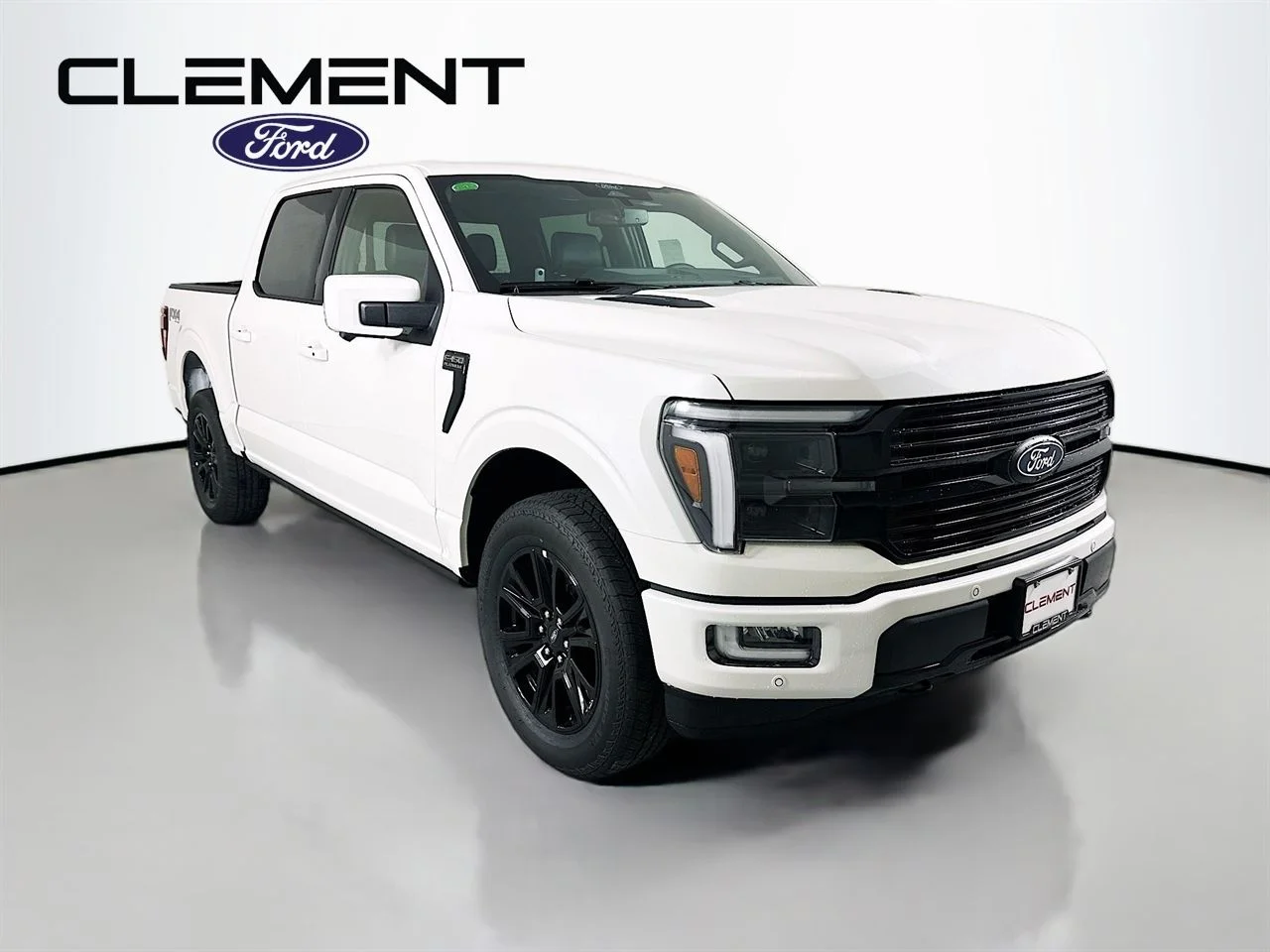 New 2026 Star White Metallic Tri-Coat Ford Platinum® image 3