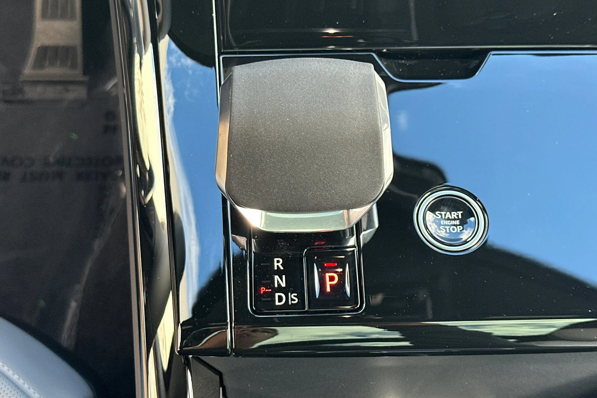 2025 Land Rover Range Rover Sport Dynamic SE - Photo 24