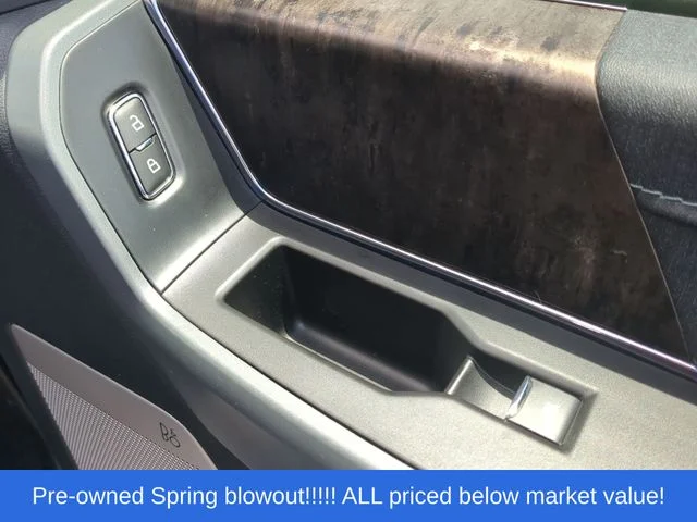Used 2022 Blue Ford Lariat image 46